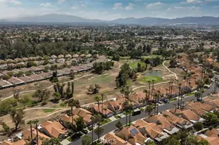 40208 Corte Peralta, Murrieta, CA 92562 - Photo 39