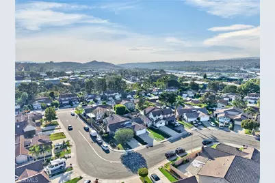 8433 E Saratoga, Anaheim, CA 92808 - Photo 33