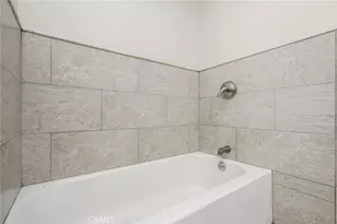 2152 N Greenbrier Rd, Long Beach, CA 90815 - Photo 33