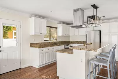 2152 N Greenbrier Road, Long Beach, CA 90815 - Photo 17
