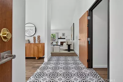 7639 Faust, West Hills, CA 91304 - Photo 13