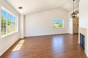 503 E 1st St, San Jacinto, CA 92583 - Photo 11