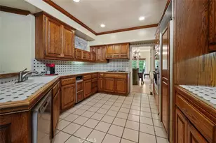 137 Northstar Mall, Marina del Rey, CA 90292 - Photo 11
