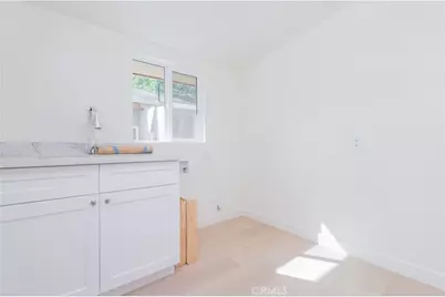 93 N Craig Avenue, Pasadena, CA 91107 - Photo 17