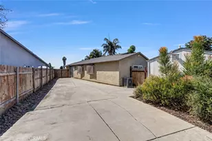 26431 Via Galicia, Mission Viejo, CA 92691 - Photo 29