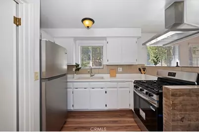 466 S Ca-173, Lake Arrowhead, CA 92352 - Photo 13