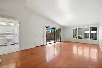 8932 Biscayne Court #1320E, Huntington Beach, CA 92646 - Photo 5