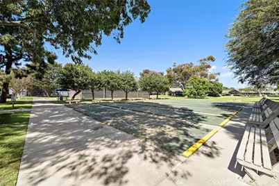 8932 Biscayne Court #1320E, Huntington Beach, CA 92646 - Photo 23