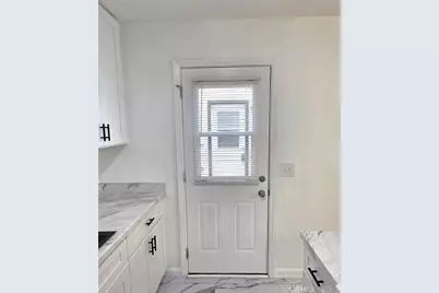 2904 Peppertree Lane, Costa Mesa, CA 92626 - Photo 9