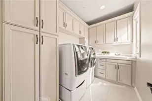 46 Shadybend, Irvine, CA 92602 - Photo 31