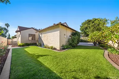 1114 N Acacia Avenue, Fullerton, CA 92831 - Photo 5