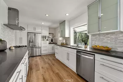2835 Portola, Costa Mesa, CA 92626 - Photo 11