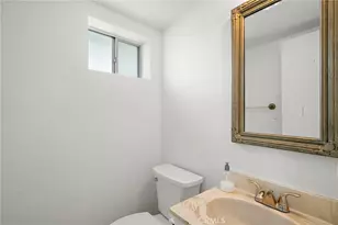 360 Bucknell Rd, Costa Mesa, CA 92626 - Photo 35