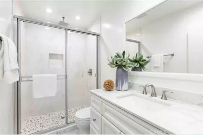 21072 Poolside, Huntington Beach, CA 92648 - Photo 17