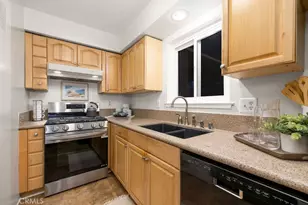 10166 Disney, Huntington Beach, CA 92646 - Photo 7