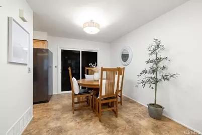 10166 Disney, Huntington Beach, CA 92646 - Photo 5