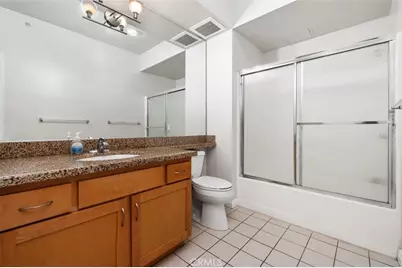 450 J, San Diego, CA 92101 - Photo 27