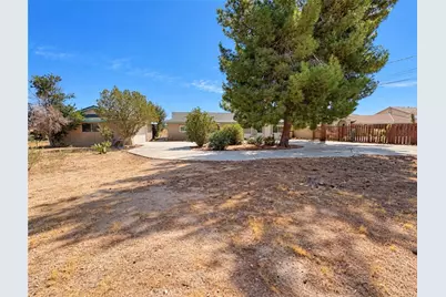 18393 Orange, Hesperia, CA 92345 - Photo 23