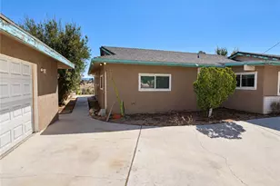 18393 Orange, Hesperia, CA 92345 - Photo 11