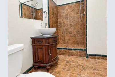 18393 Orange, Hesperia, CA 92345 - Photo 43