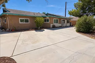 18393 Orange, Hesperia, CA 92345 - Photo 17