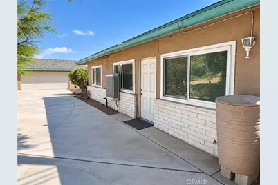 18393 Orange, Hesperia, CA 92345 - Photo 9