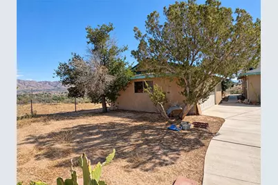 18393 Orange, Hesperia, CA 92345 - Photo 21
