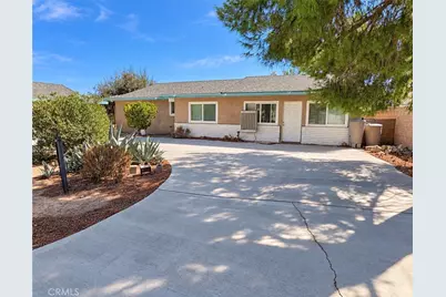 18393 Orange, Hesperia, CA 92345 - Photo 1
