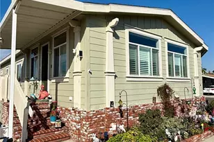 18601 Newland Street, Huntington Beach, CA 92646 - Photo 17