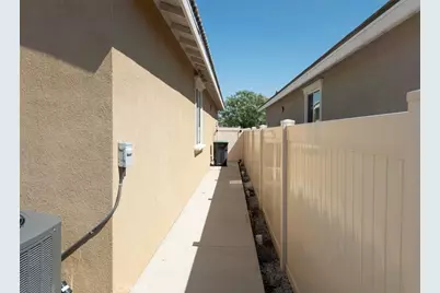 14583 Gulfstream, Moreno Valley, CA 92553 - Photo 19