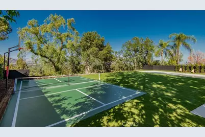 24245 Hatteras, Woodland Hills, CA 91367 - Photo 5