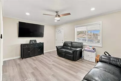 10806 Van Ruiten, Norwalk, CA 90650 - Photo 5