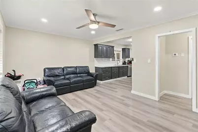 10806 Van Ruiten, Norwalk, CA 90650 - Photo 7