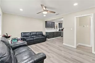 10806 Van Ruiten, Norwalk, CA 90650 - Photo 7
