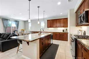 35326 Marabella Ct, Winchester, CA 92596 - Photo 11