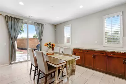 35326 Marabella Court, Winchester, CA 92596 - Photo 9