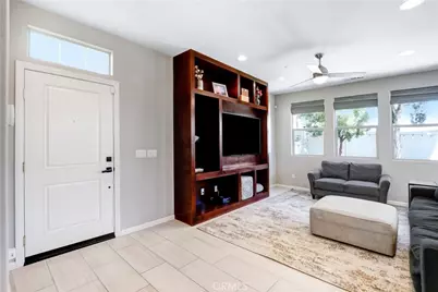 35326 Marabella Court, Winchester, CA 92596 - Photo 5