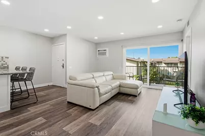 1860 W Glenoaks #L, Anaheim, CA 92801 - Photo 13