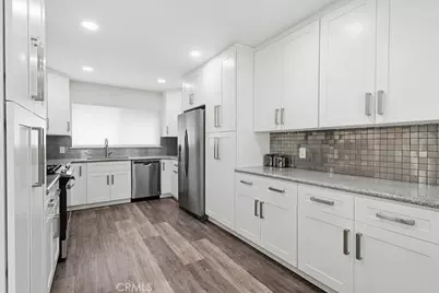 1860 W Glenoaks #L, Anaheim, CA 92801 - Photo 7