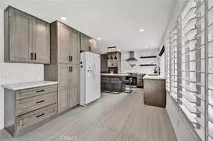 21151 Chubasco Ln, Huntington Beach, CA 92646 - Photo 5
