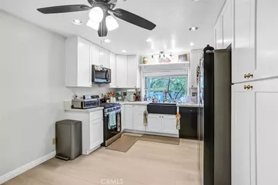 2015 Chaparral, West Covina, CA 91791 - Photo 7