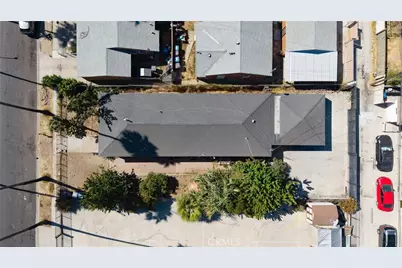 2069 Lewis, Long Beach, CA 90806 - Photo 11