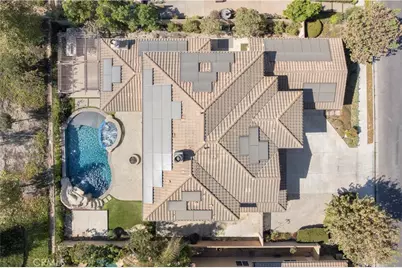 31900 Paseo Navarra, San Juan Capistrano, CA 92675 - Photo 3