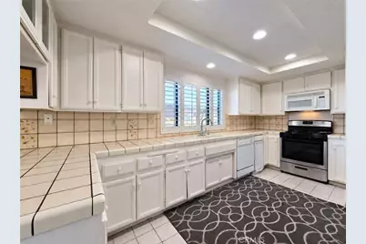 18370 Niagara, Victorville, CA 92395 - Photo 13