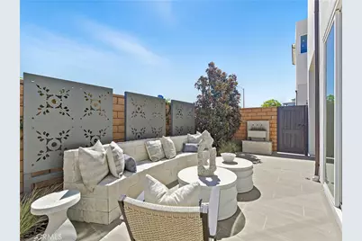 2378 Liv Way, Montebello, CA 90640 - Photo 23