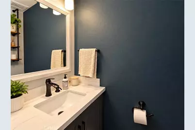 9857 Continental, Huntington Beach, CA 92646 - Photo 7