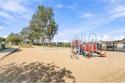 8641 Salt Lake Drive, Huntington Beach, CA 92646 - Photo 31