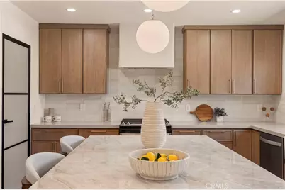 5747 Bevis Avenue, Sherman Oaks, CA 91411 - Photo 5