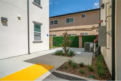 1024 W Romneya Drive, Anaheim, CA 92801 - Photo 23