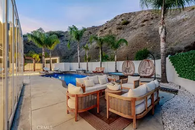 28491 Nicholas Circle, Saugus, CA 91350 - Photo 15